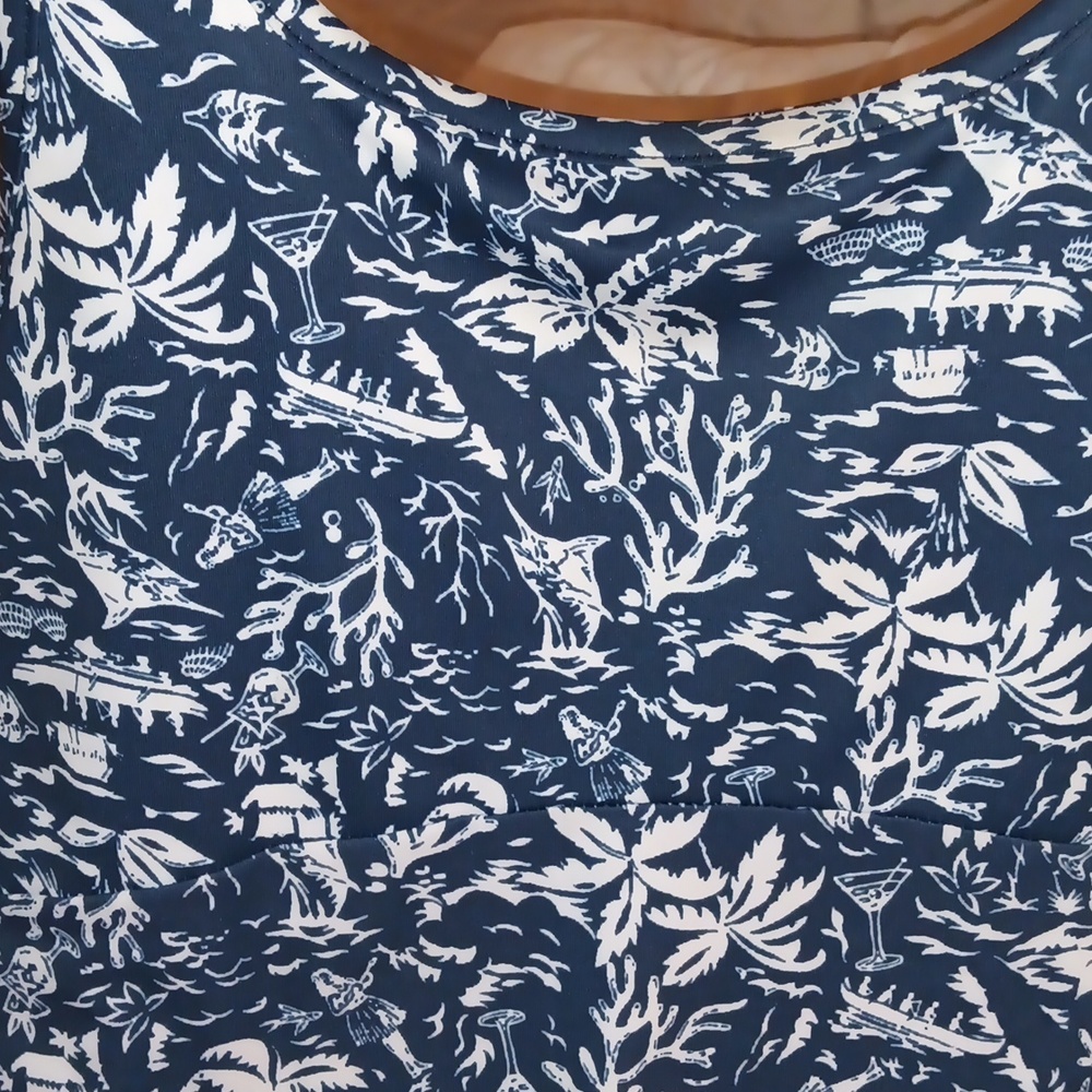 Dress - Picture 3 of 3